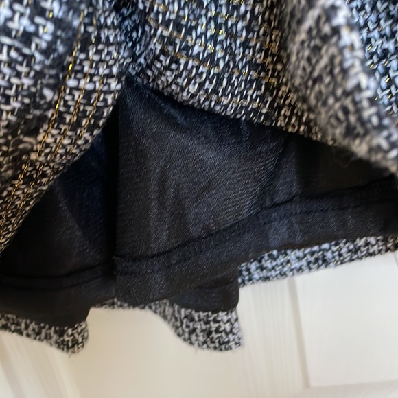 Imoga girls, tweed skirt EUC - Picture 3 of 5